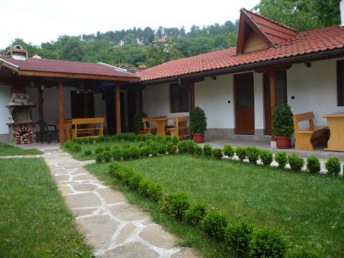 Къща За Гости Боляри Tryavna Extérieur photo