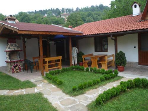 Къща За Гости Боляри Tryavna Extérieur photo